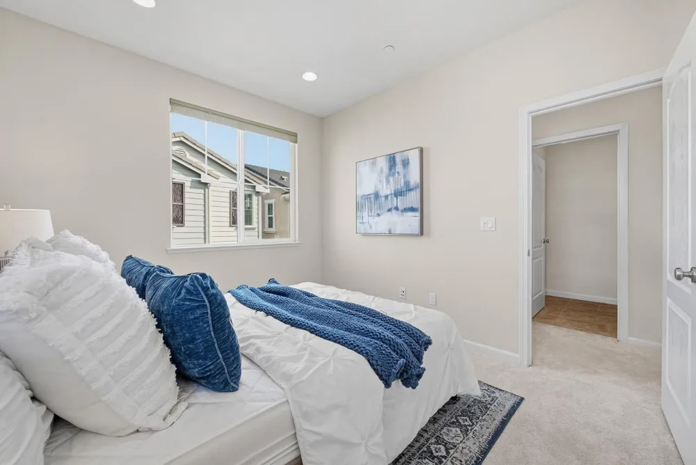 7026 N Mariposa Ln, Dublin, CA 94568