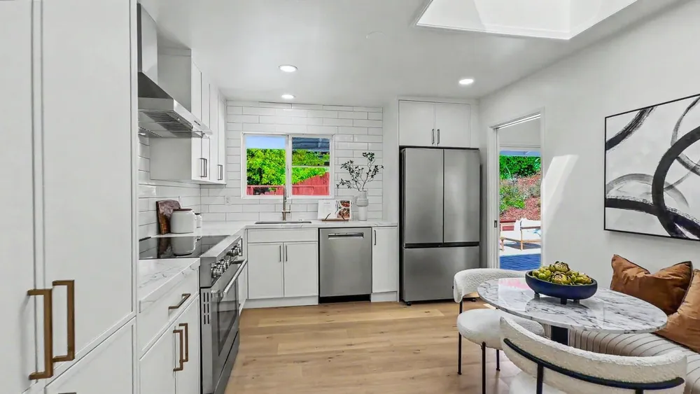 15 Bayview Dr, San Carlos, CA 94070