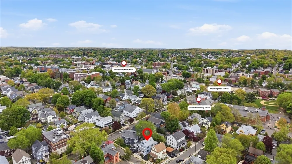 97 Trenton St, Melrose, MA 02176