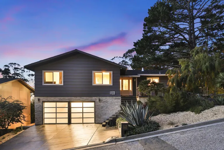 1159 Barcelona Dr, Pacifica, CA 94044