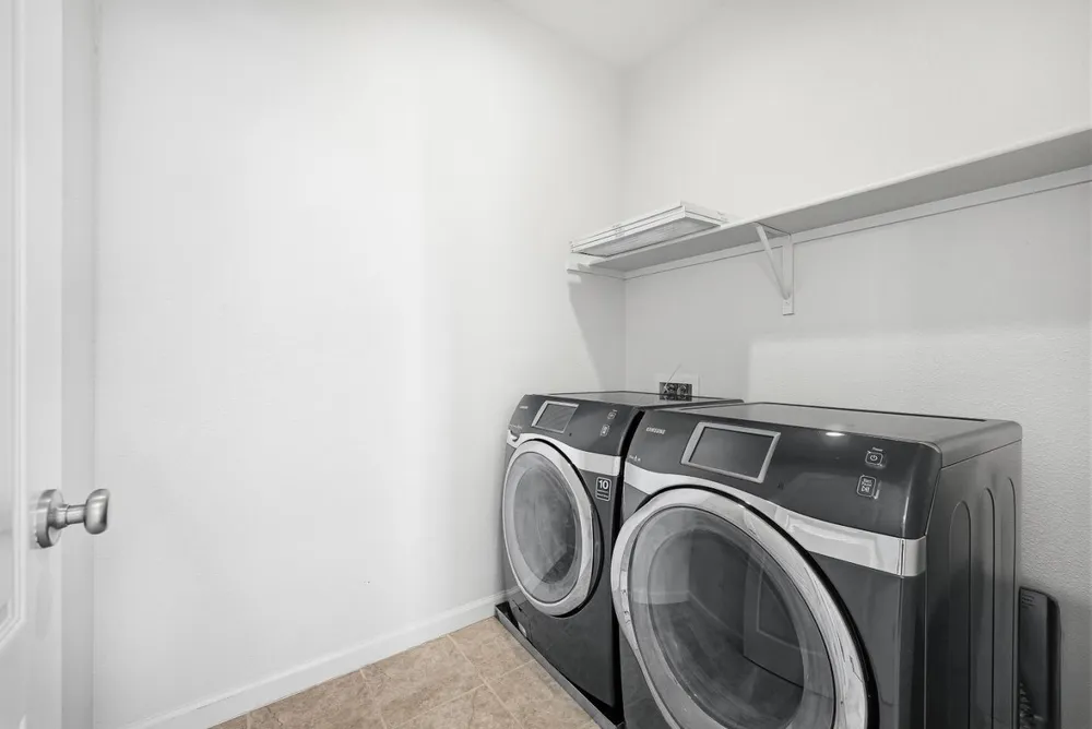 7026 N Mariposa Ln, Dublin, CA 94568