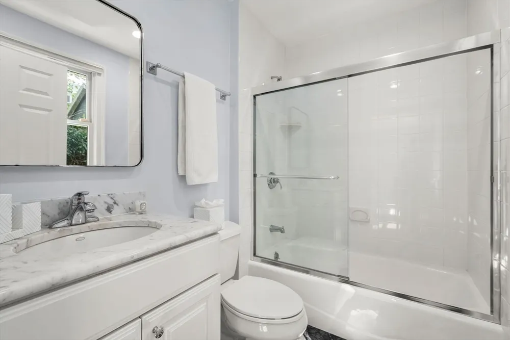 110 Avalon Rd, Newton, MA 02468