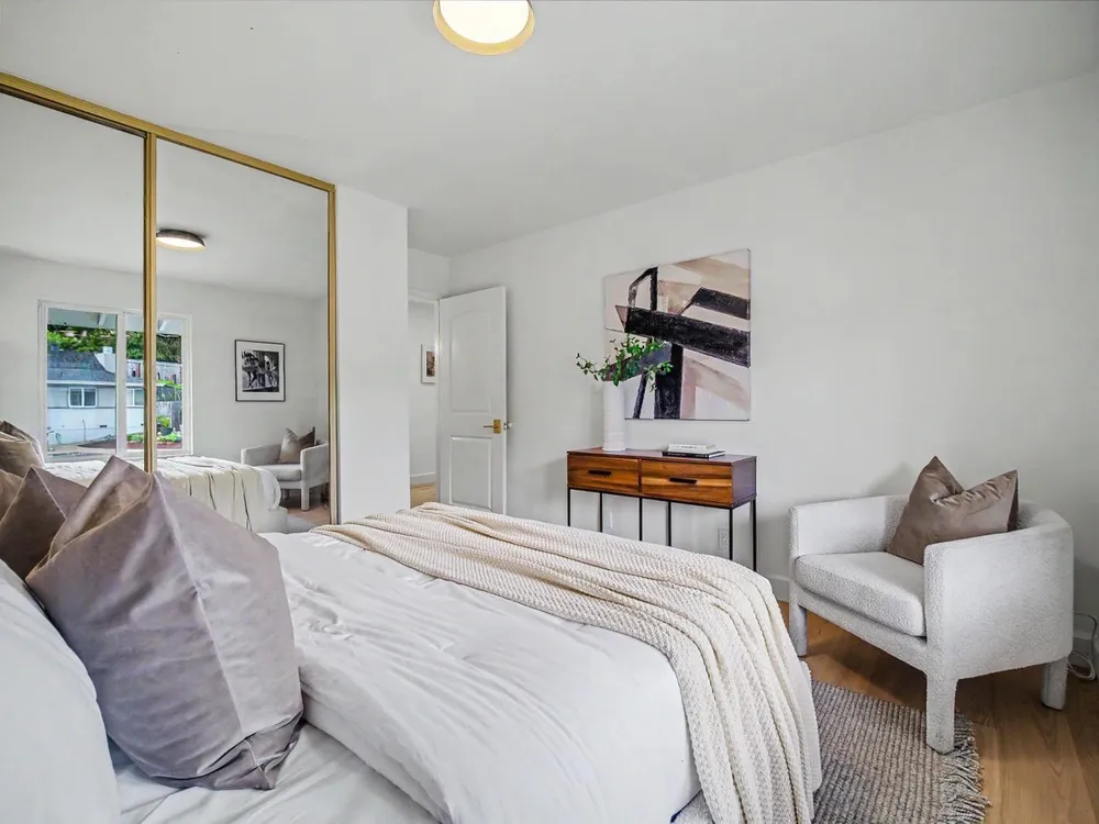 15 Bayview Dr, San Carlos, CA 94070