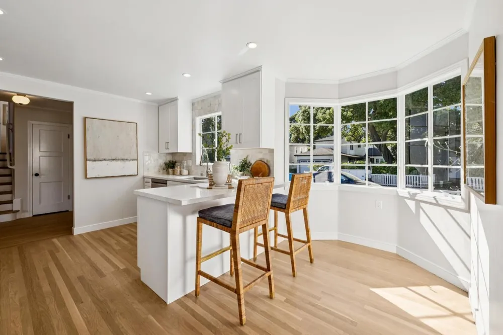 22 De Sabla Rd, San Mateo, CA 94402
