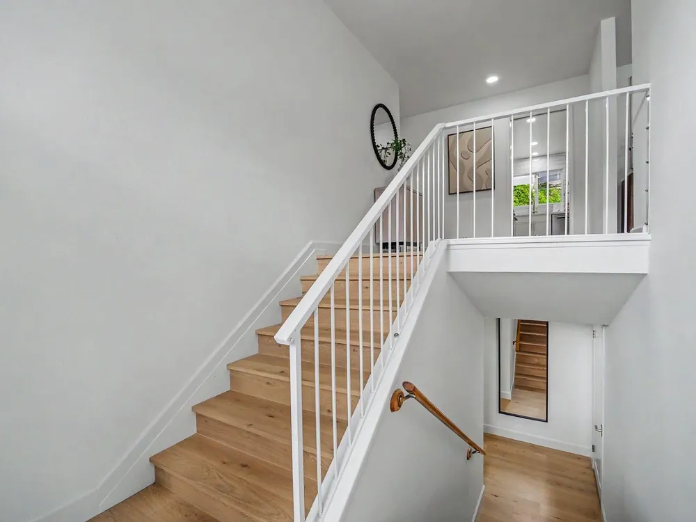 15 Bayview Dr, San Carlos, CA 94070