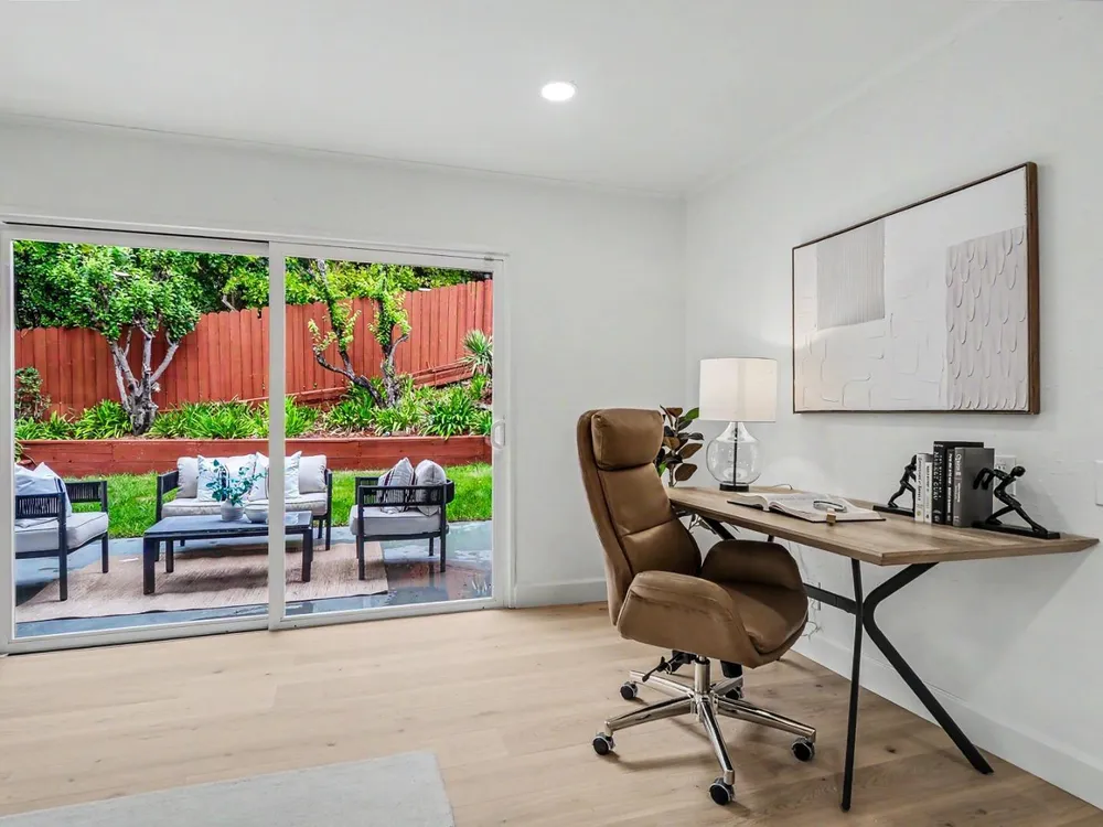15 Bayview Dr, San Carlos, CA 94070