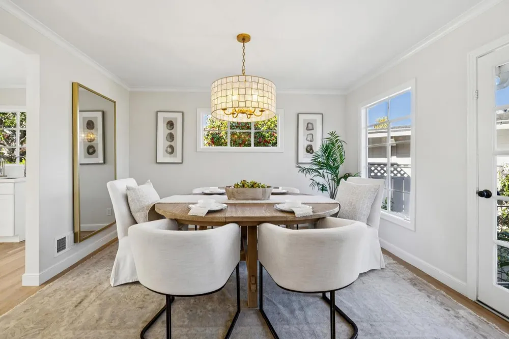 22 De Sabla Rd, San Mateo, CA 94402