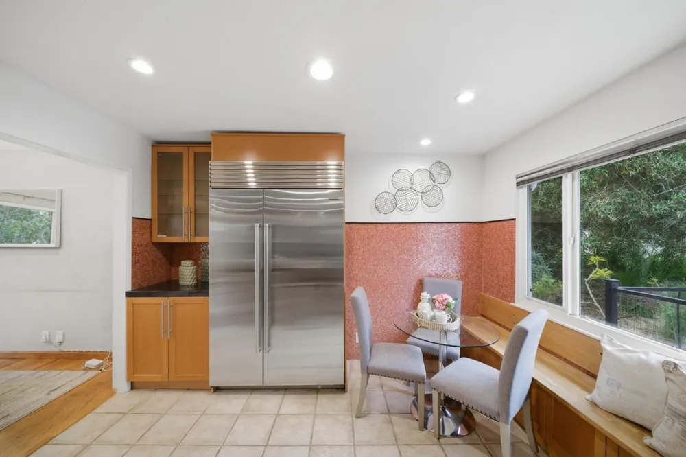 1159 Barcelona Dr, Pacifica, CA 94044