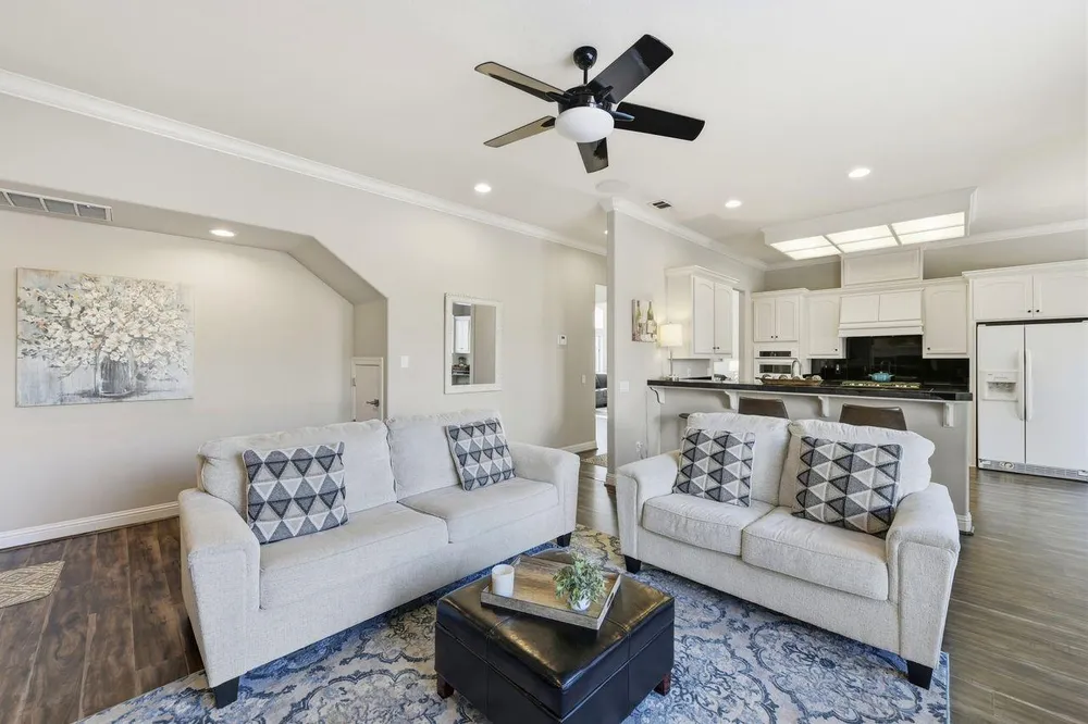 5326 Flyway Dr, Fair Oaks, CA 95628