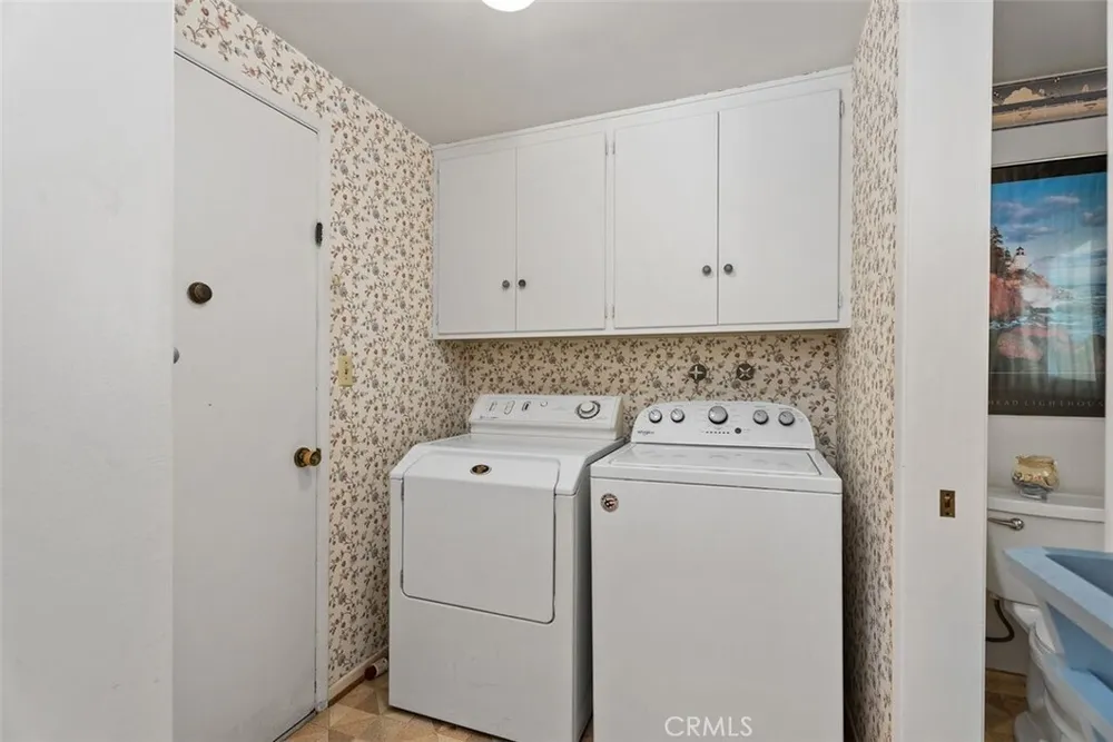 807 Dorothy Ln, Fullerton, CA 92831