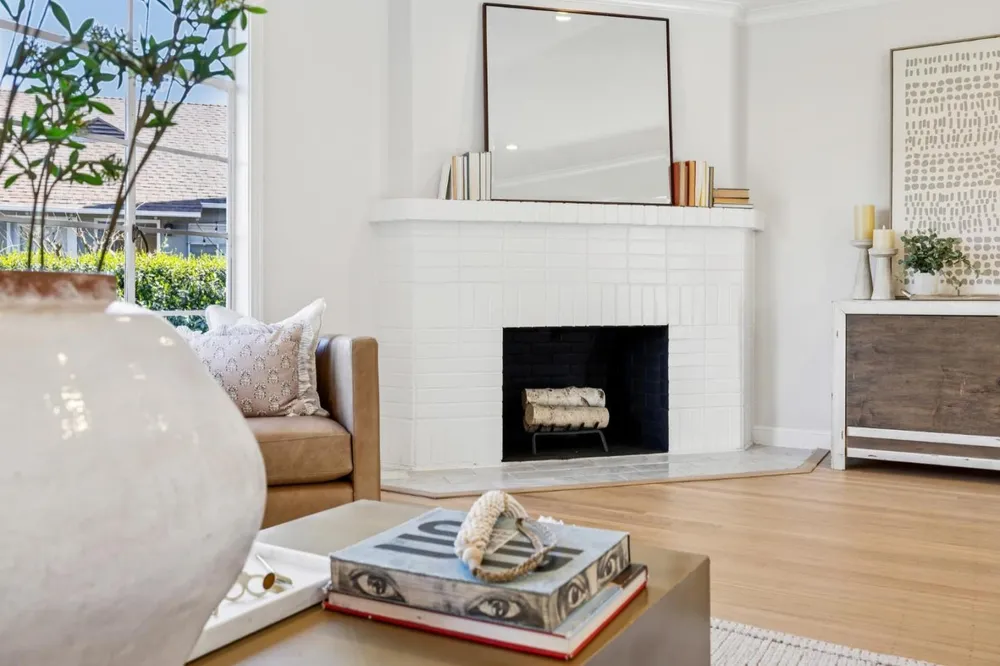 22 De Sabla Rd, San Mateo, CA 94402
