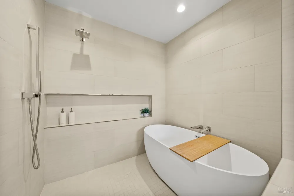 359 Via la Cumbre, Greenbrae, CA 94904