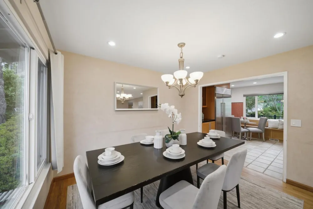 1159 Barcelona Dr, Pacifica, CA 94044