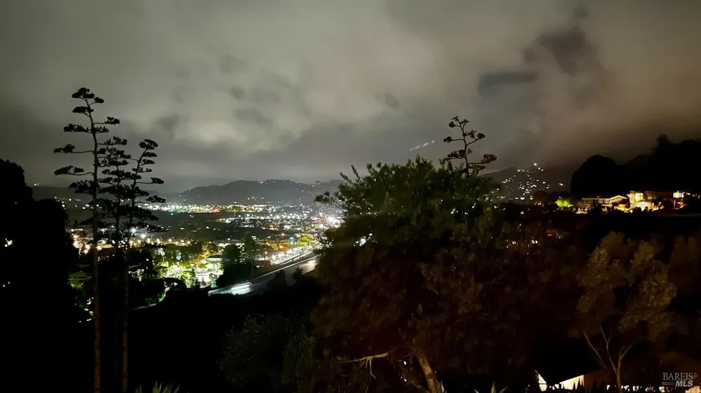 359 Via la Cumbre, Greenbrae, CA 94904