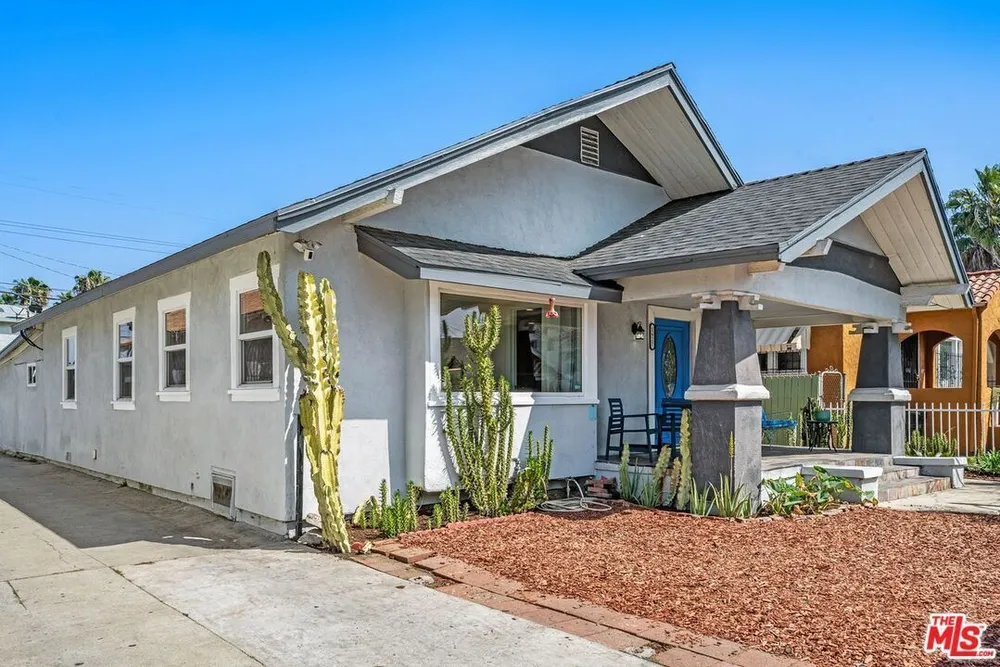 1627 W 38th St, South Los Angeles, CA 90062