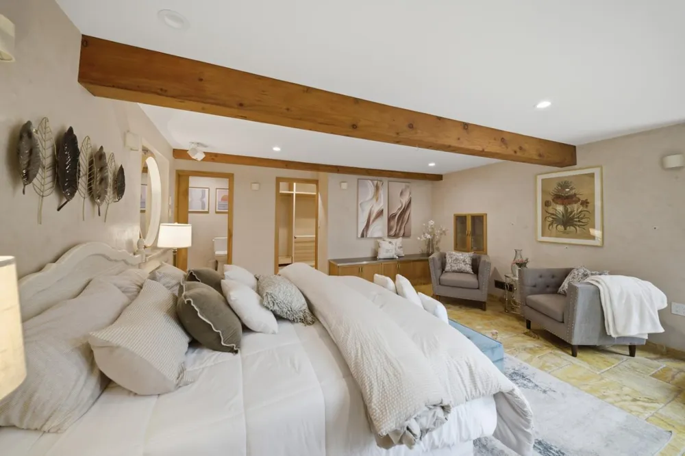 1159 Barcelona Dr, Pacifica, CA 94044