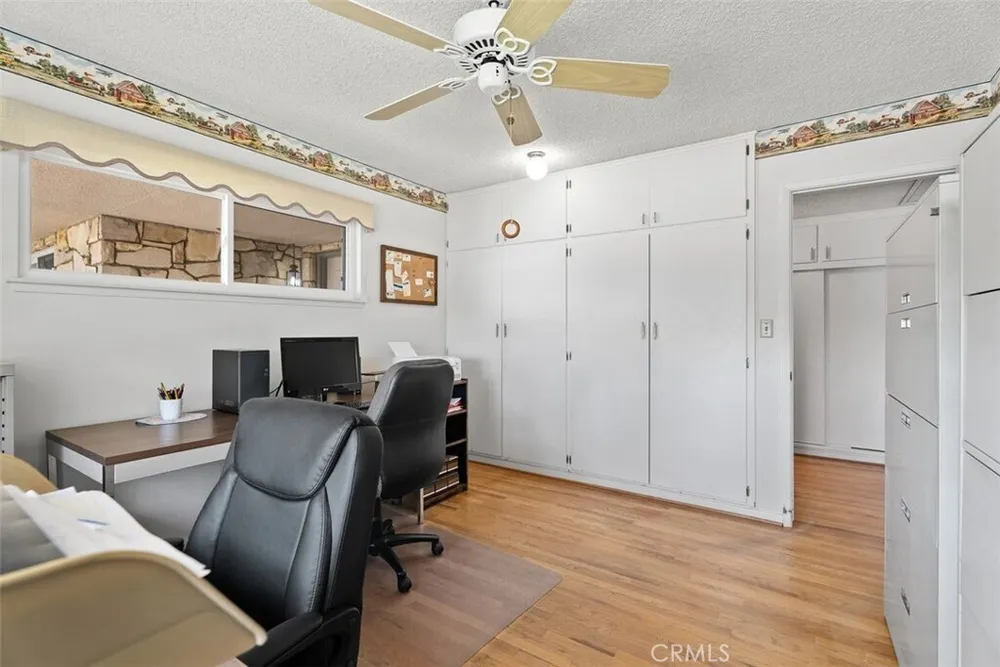 807 Dorothy Ln, Fullerton, CA 92831