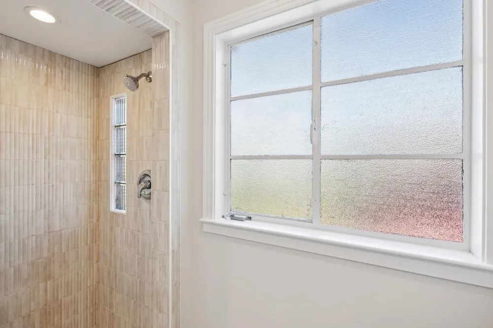 22 De Sabla Rd, San Mateo, CA 94402