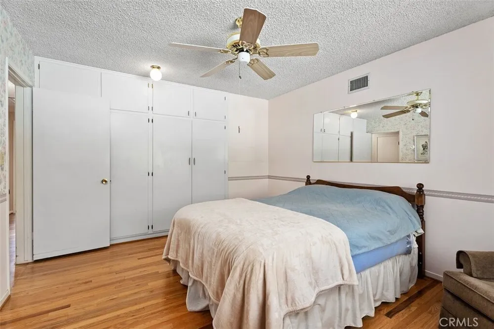 807 Dorothy Ln, Fullerton, CA 92831