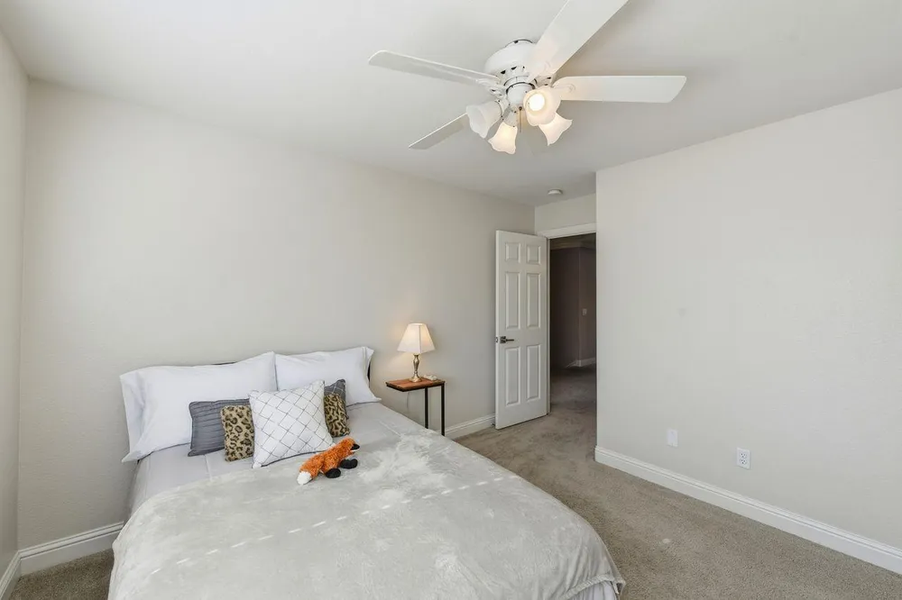 5326 Flyway Dr, Fair Oaks, CA 95628