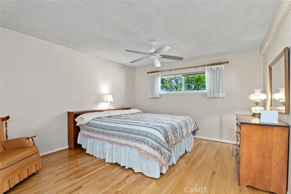 807 Dorothy Ln, Fullerton, CA 92831