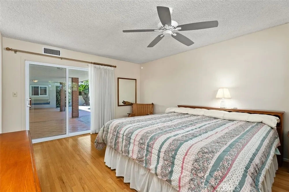 807 Dorothy Ln, Fullerton, CA 92831
