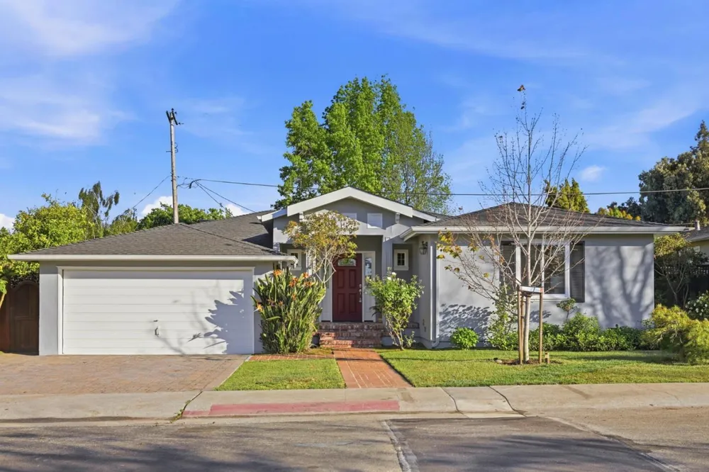105 Louise Ln, San Mateo, CA 94403-3348