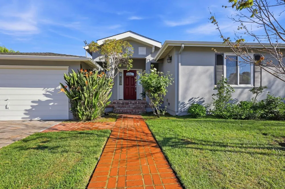 105 Louise Ln, San Mateo, CA 94403-3348