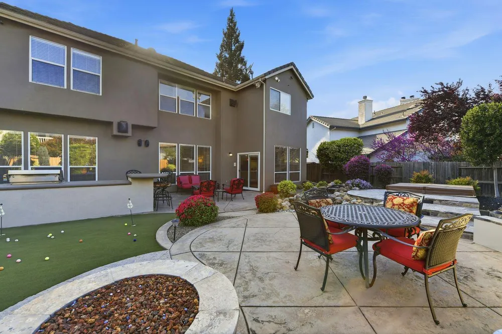 5326 Flyway Dr, Fair Oaks, CA 95628