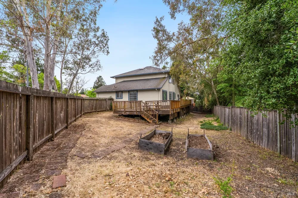 2319 Jennings Ave, Santa Rosa, CA 95401