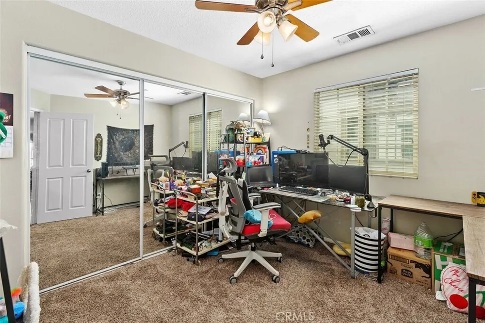 814 Pyramid Ct, Corona, CA 92880