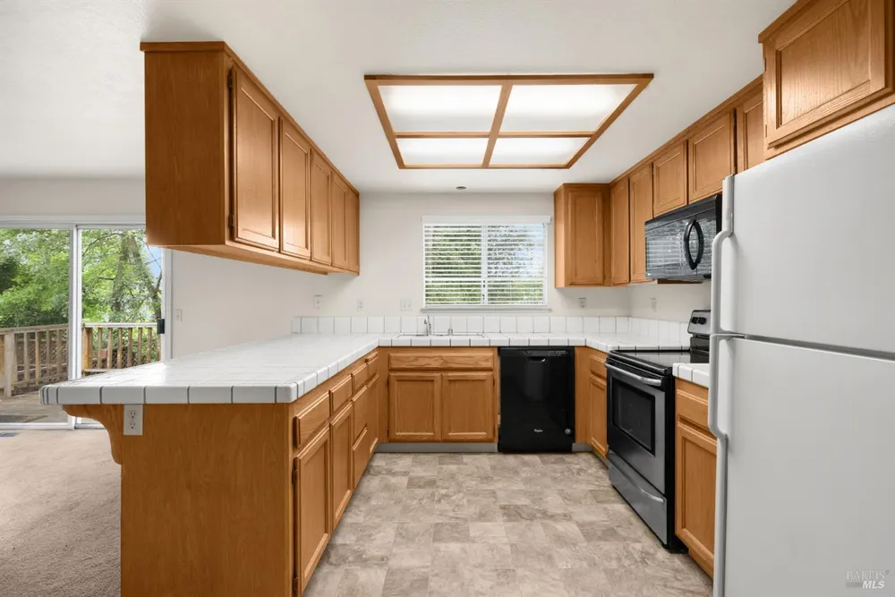 2319 Jennings Ave, Santa Rosa, CA 95401