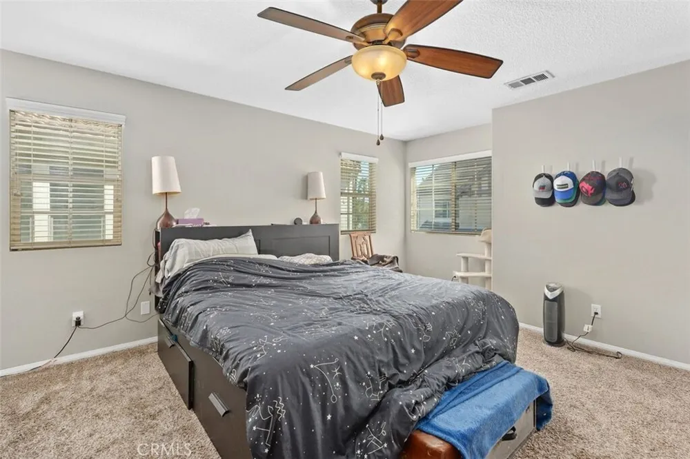 814 Pyramid Ct, Corona, CA 92880