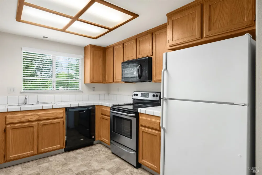 2319 Jennings Ave, Santa Rosa, CA 95401