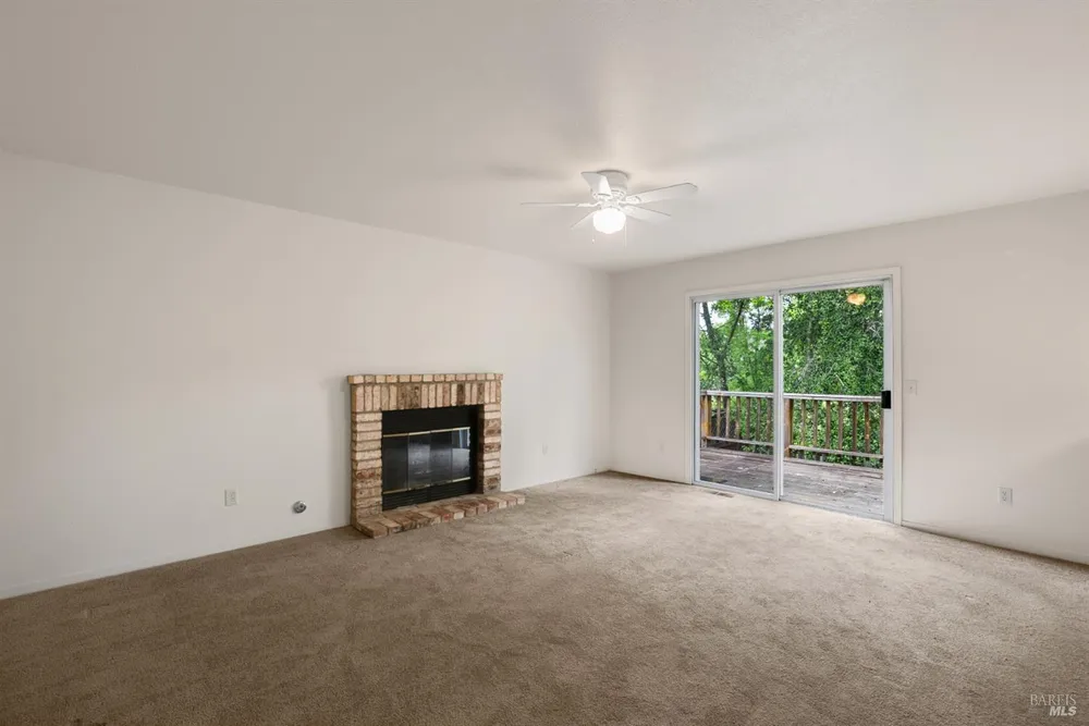 2319 Jennings Ave, Santa Rosa, CA 95401