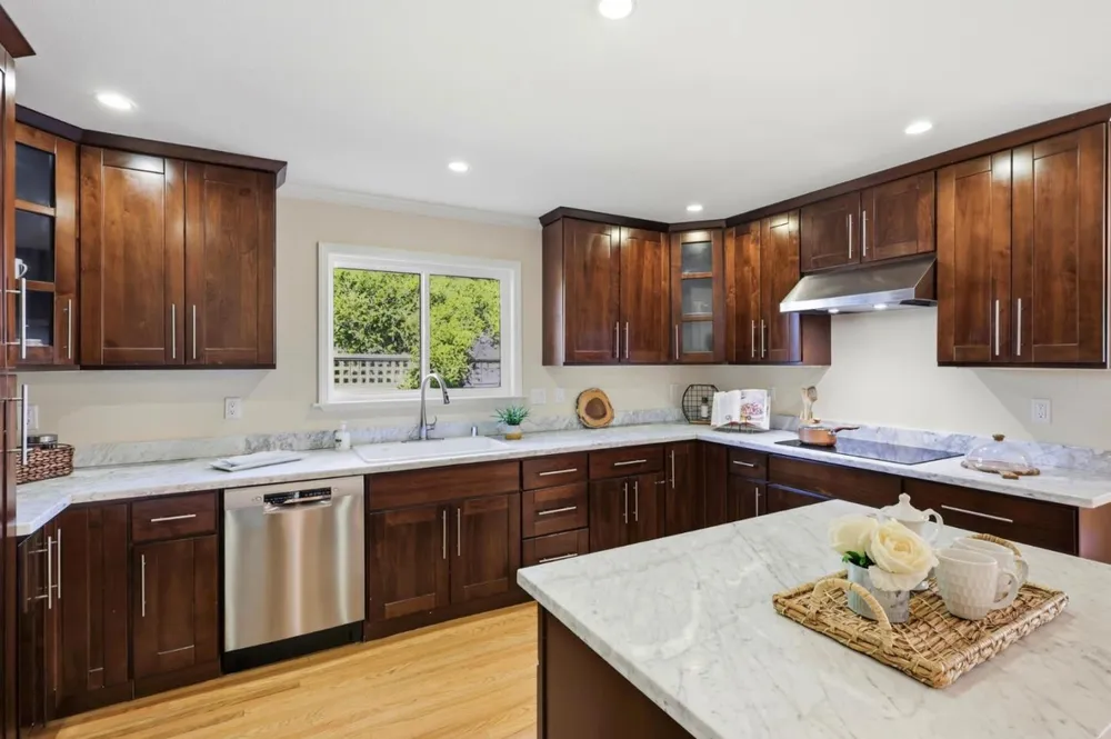 105 Louise Ln, San Mateo, CA 94403-3348