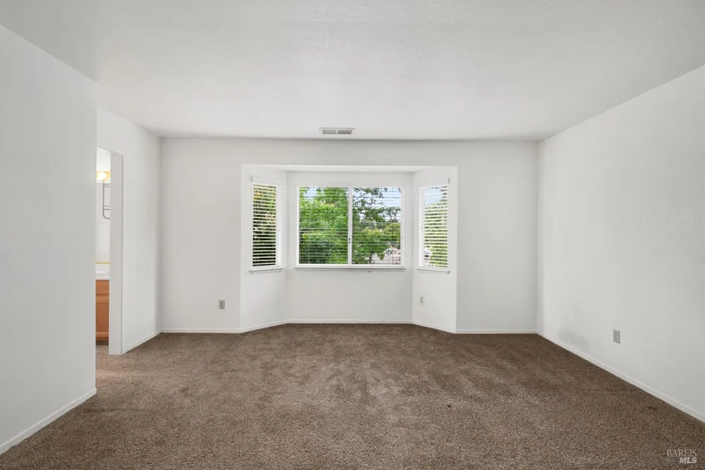 2319 Jennings Ave, Santa Rosa, CA 95401
