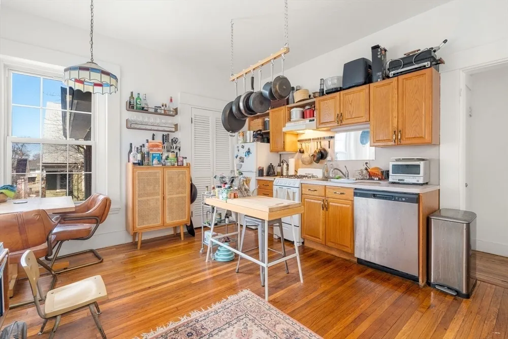 343 Harvard St, Cambridge, MA 02139