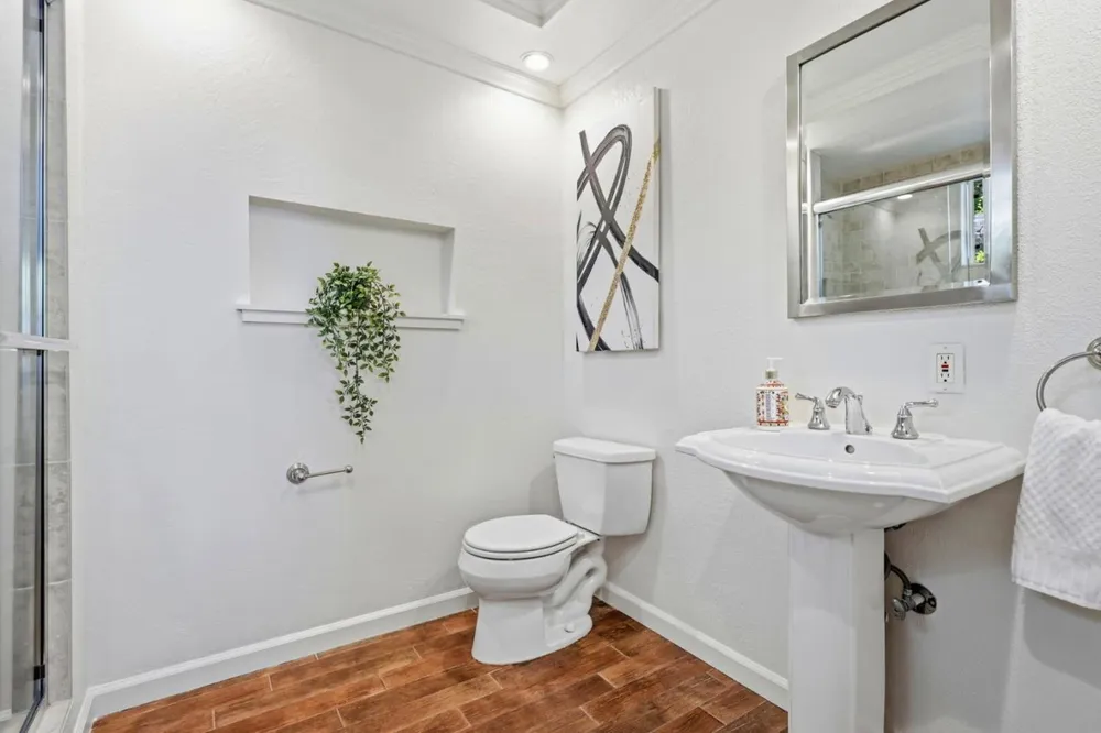 105 Louise Ln, San Mateo, CA 94403-3348