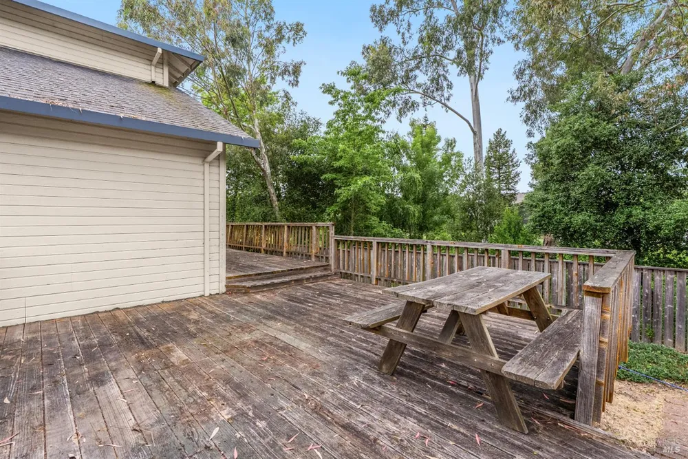 2319 Jennings Ave, Santa Rosa, CA 95401