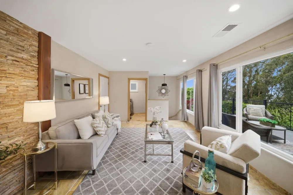 1159 Barcelona Dr, Pacifica, CA 94044