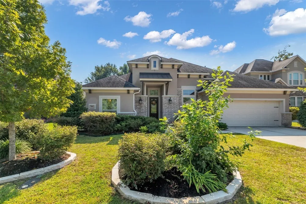 111 Coral Bells Ct, Conroe, TX 77304