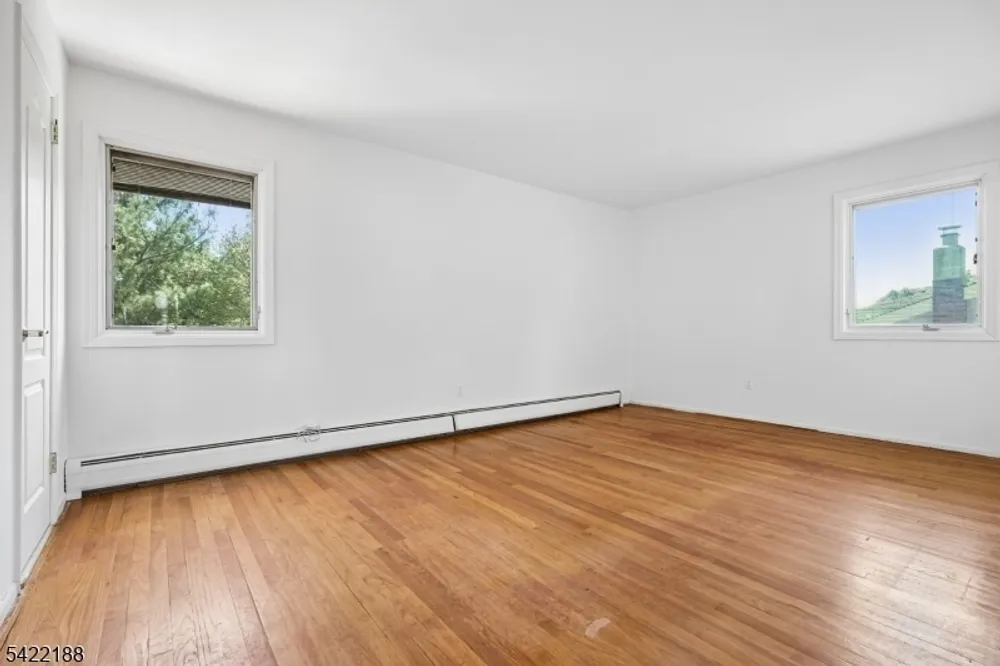 96 Harrison Ave, Roseland, NJ 07068