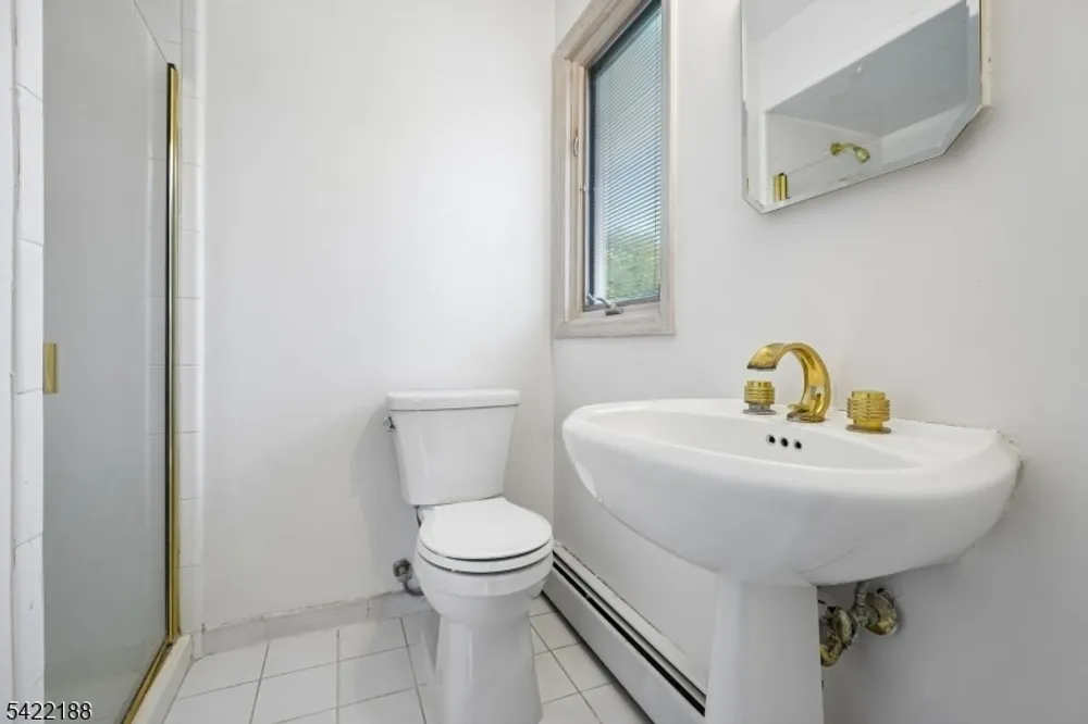 96 Harrison Ave, Roseland, NJ 07068