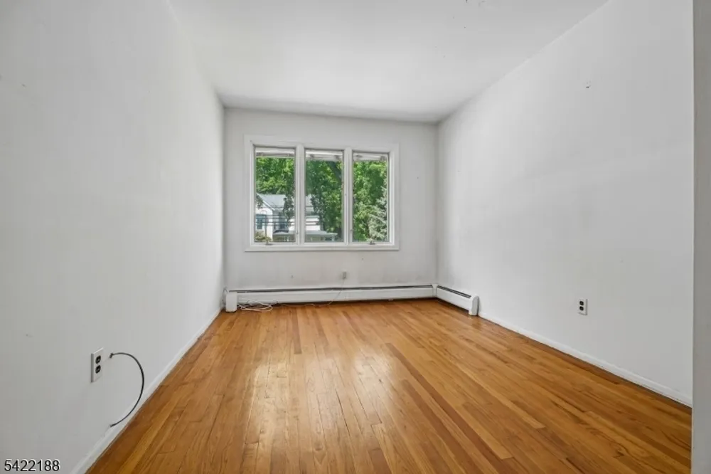 96 Harrison Ave, Roseland, NJ 07068