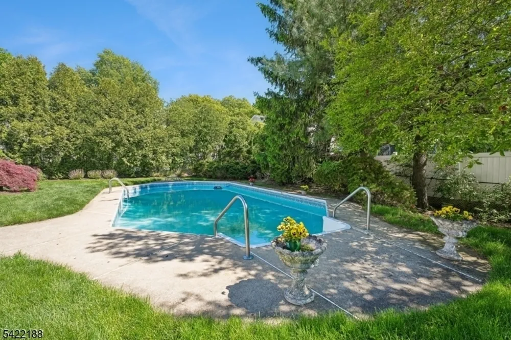 96 Harrison Ave, Roseland, NJ 07068