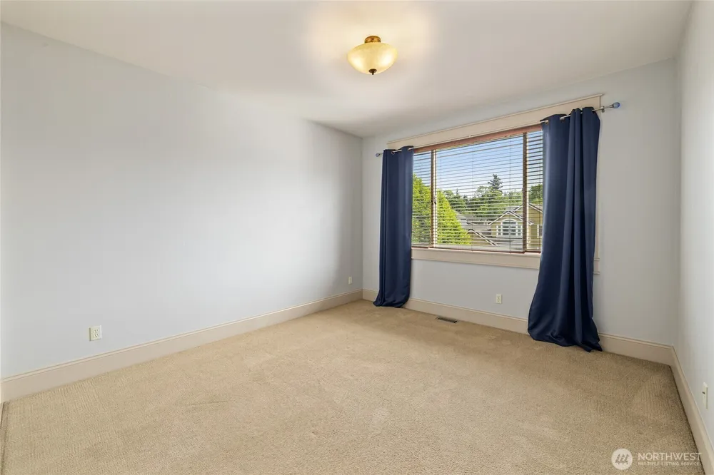 11810 SE 290th Pl, Auburn, WA 98092