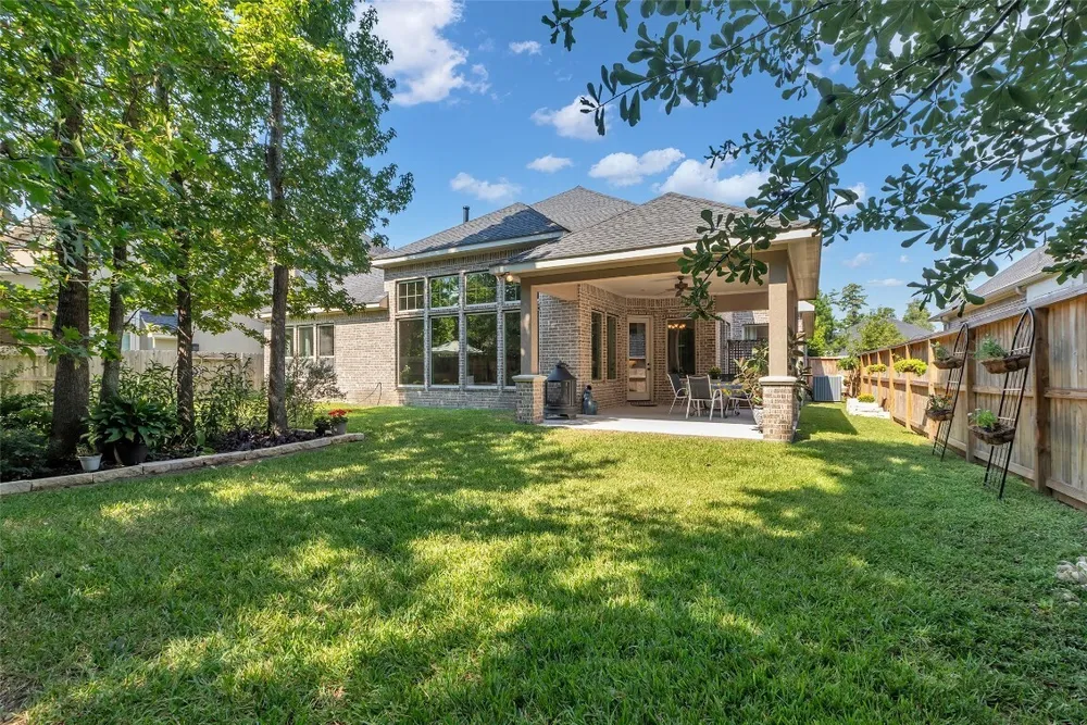 111 Coral Bells Ct, Conroe, TX 77304