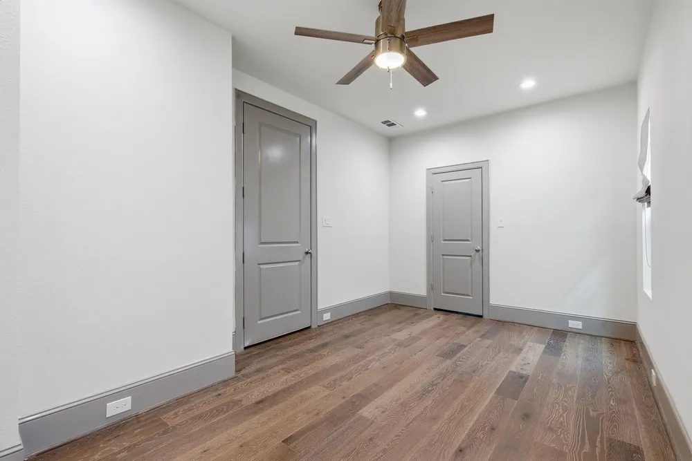 1906 W 25th St, Houston, TX 77008