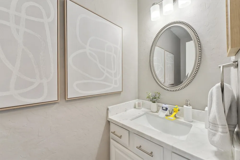 74 W Summer Storm Circle, The Woodlands, TX 77381